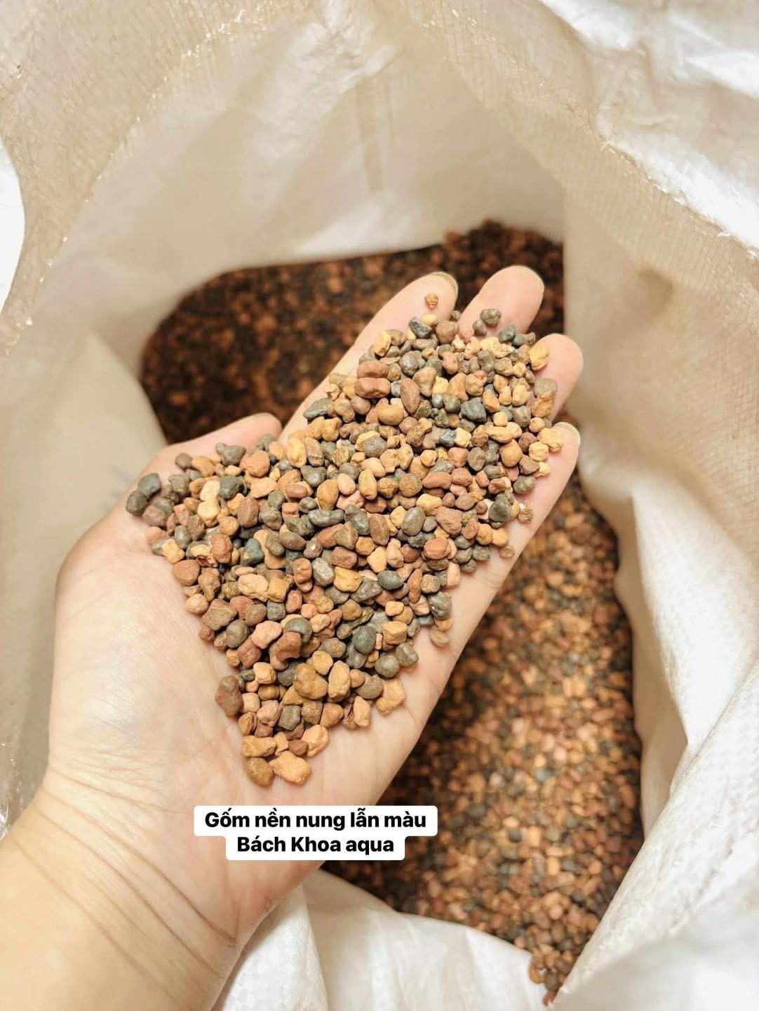 Sạn gốm nung trải nền